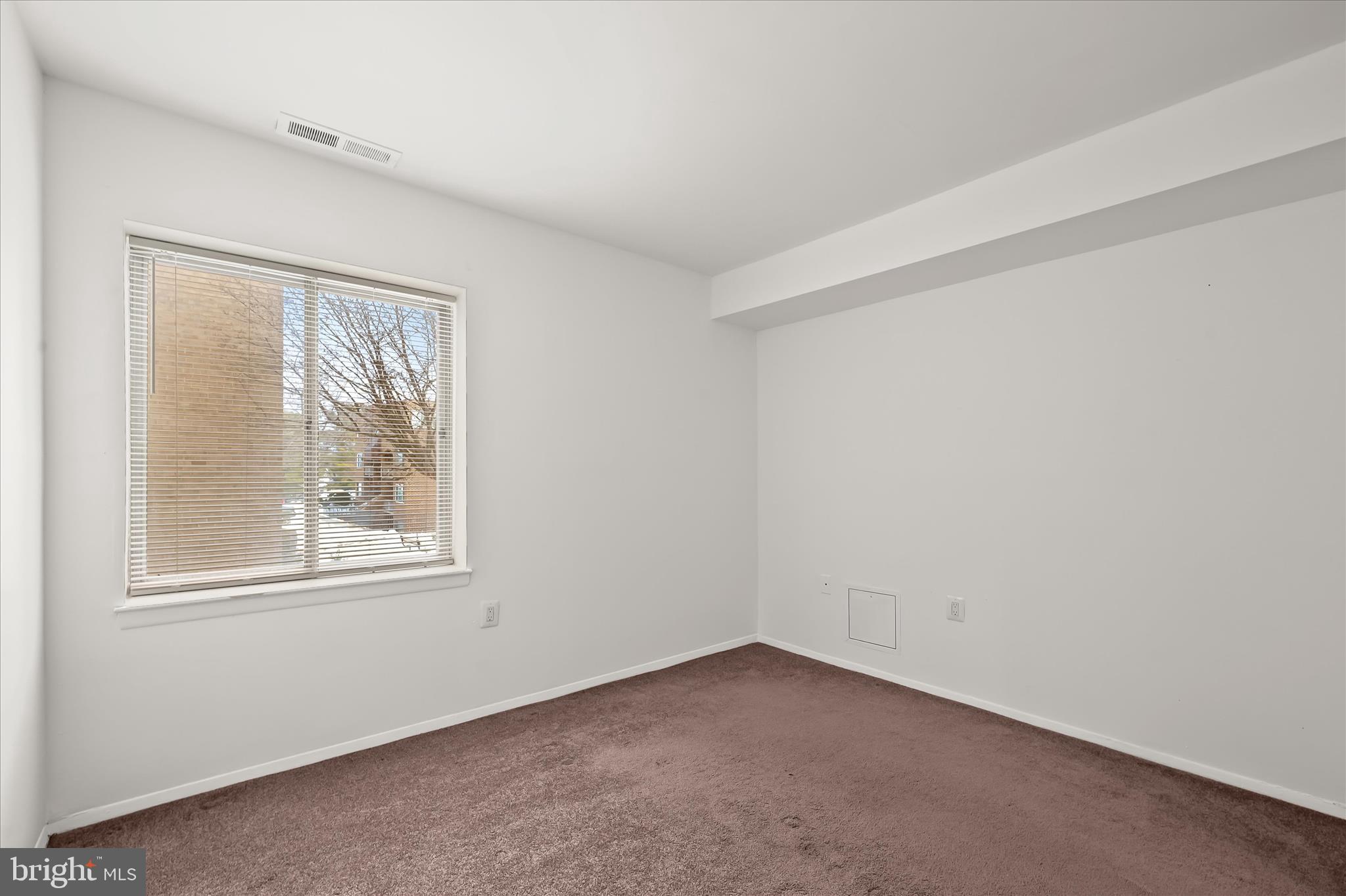 VILLA RIDGE CONDOMINIUM - Residential