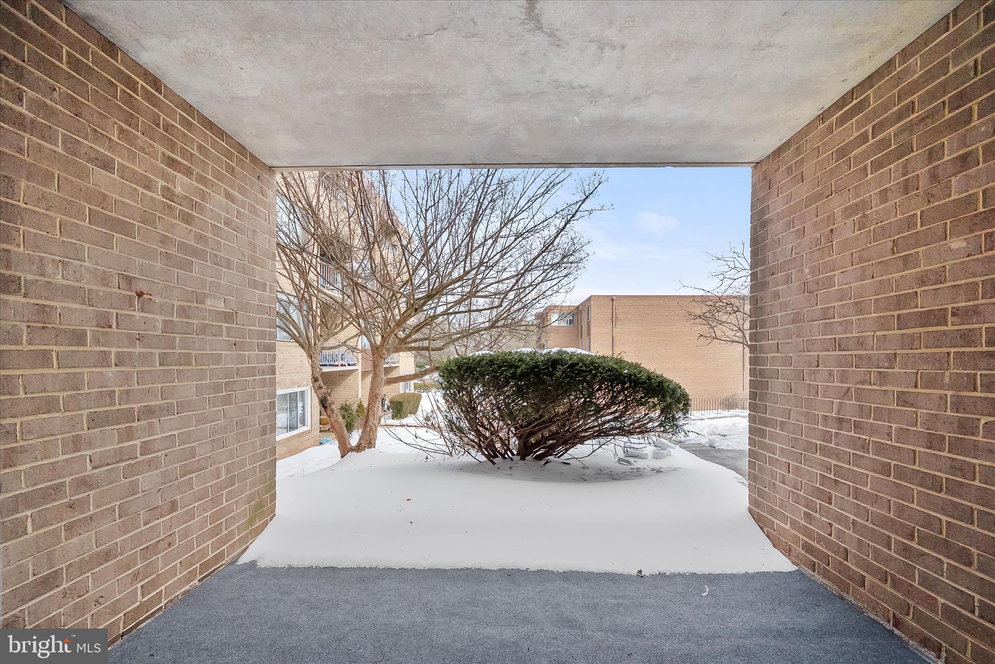 VILLA RIDGE CONDOMINIUM - Residential