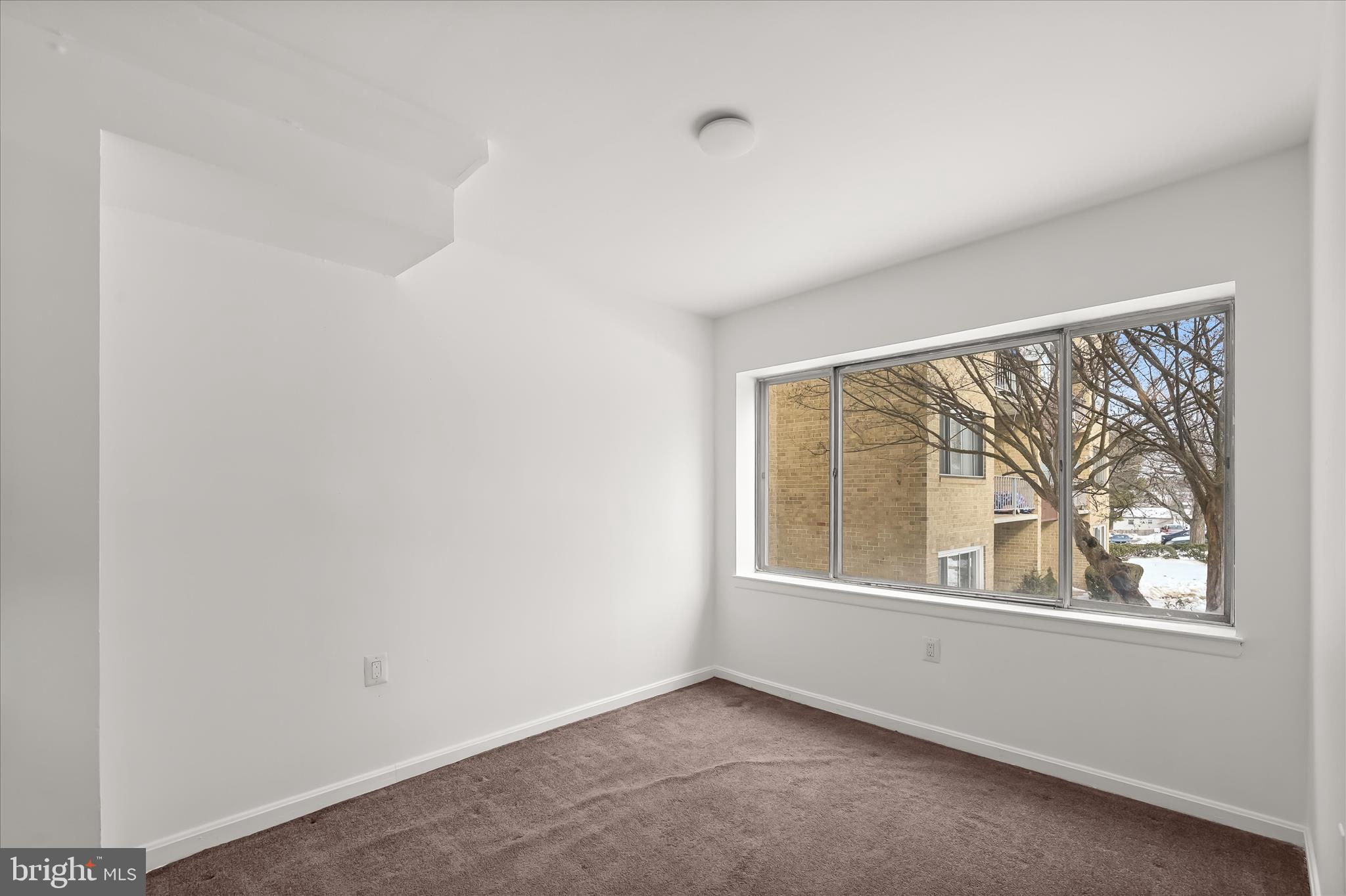 VILLA RIDGE CONDOMINIUM - Residential