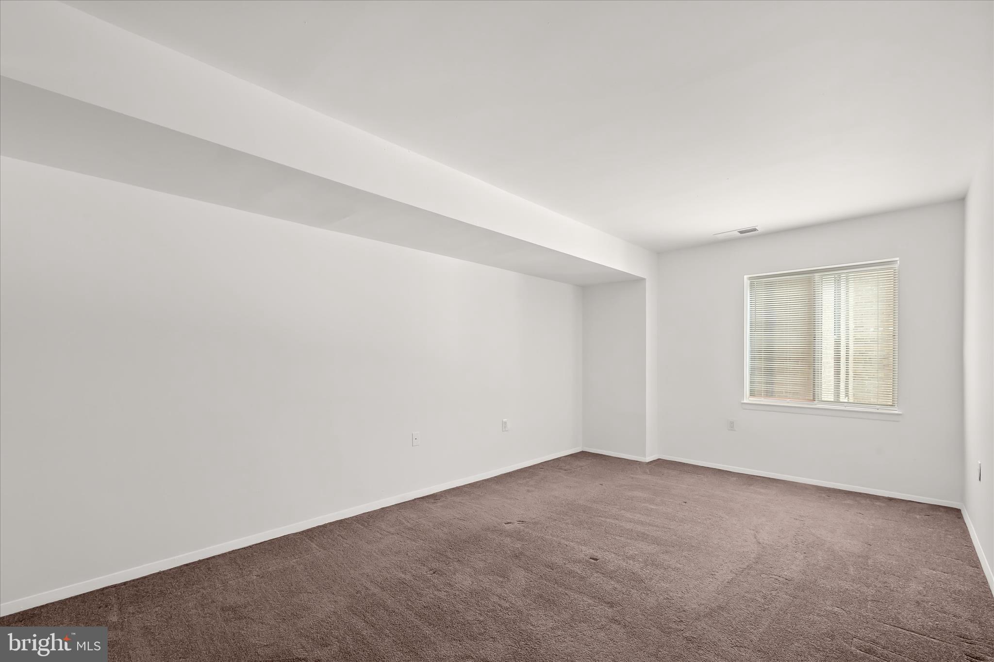 VILLA RIDGE CONDOMINIUM - Residential