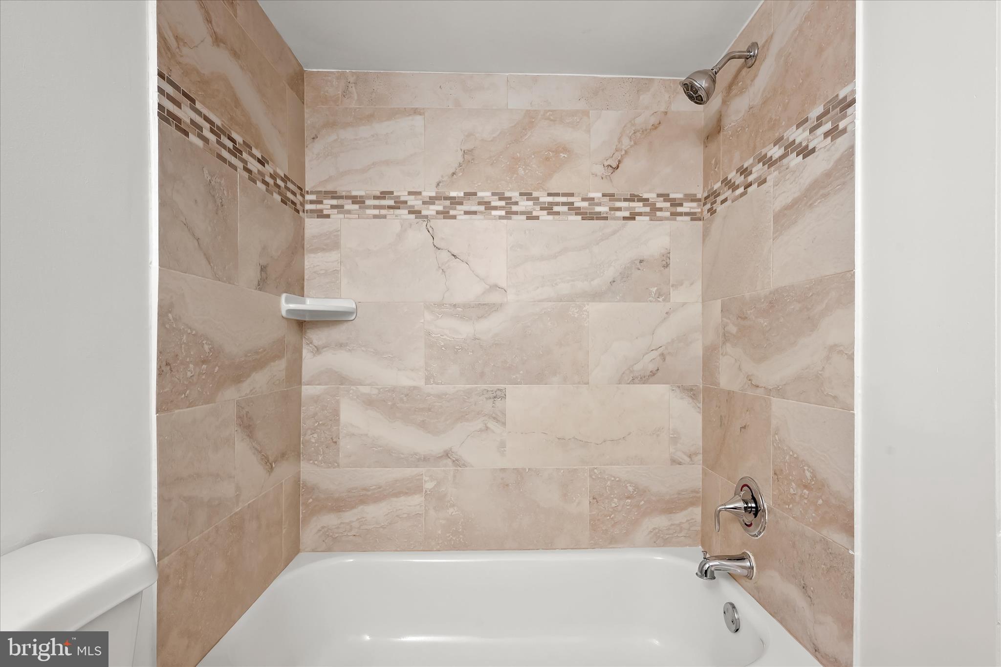 VILLA RIDGE CONDOMINIUM - Residential