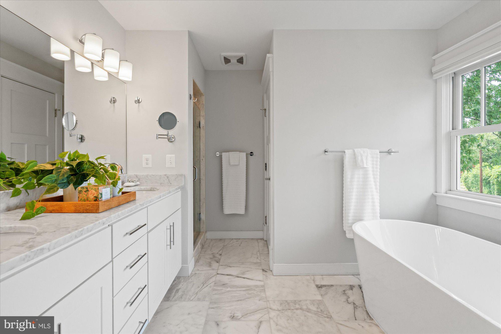 DEL RAY - Residential