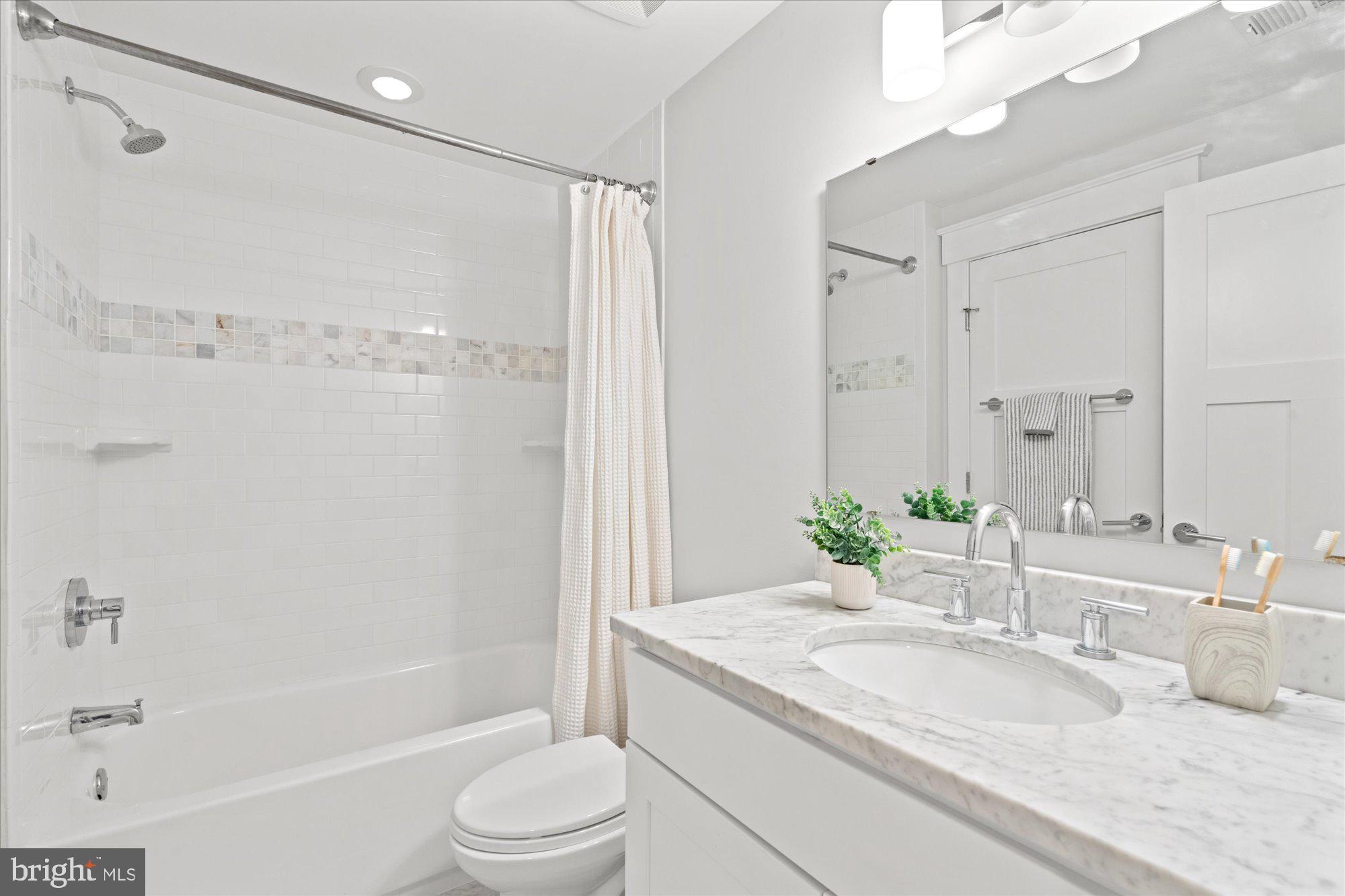 DEL RAY - Residential