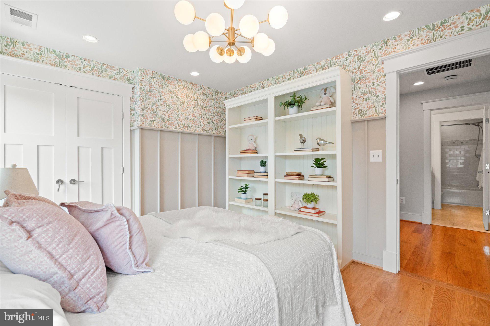 DEL RAY - Residential