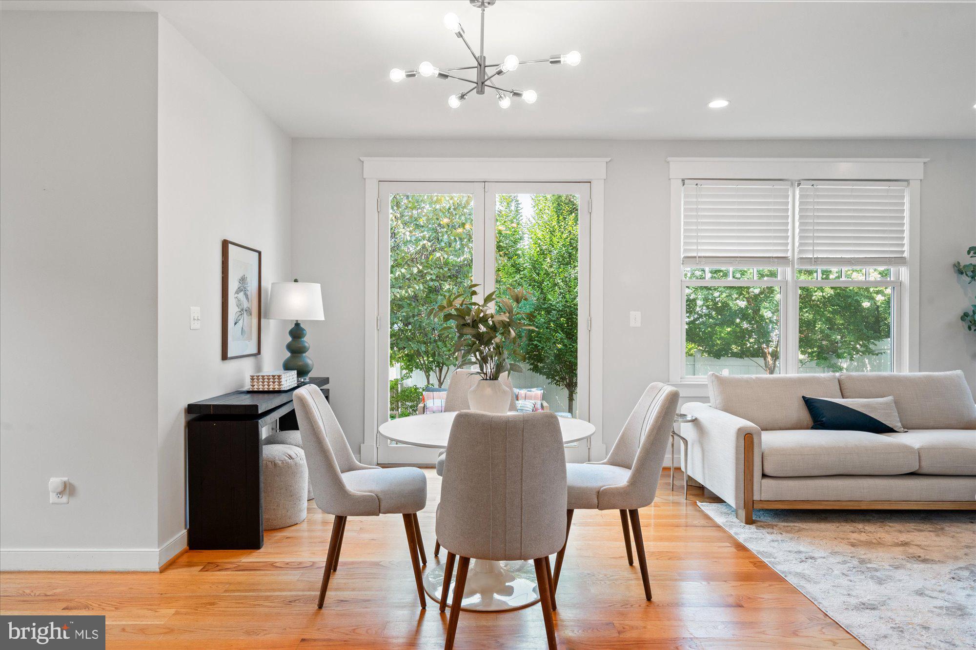 DEL RAY - Residential