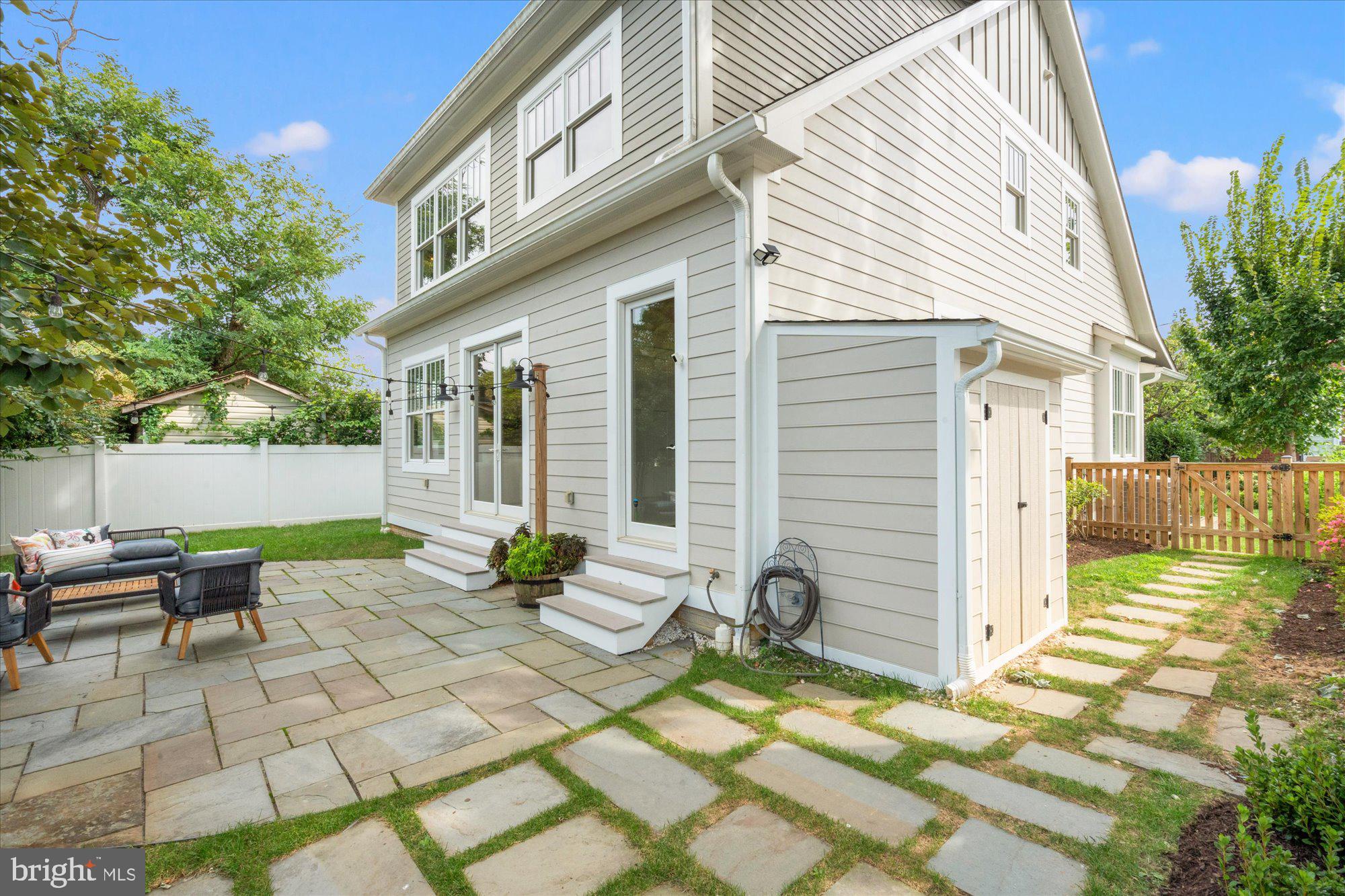 DEL RAY - Residential
