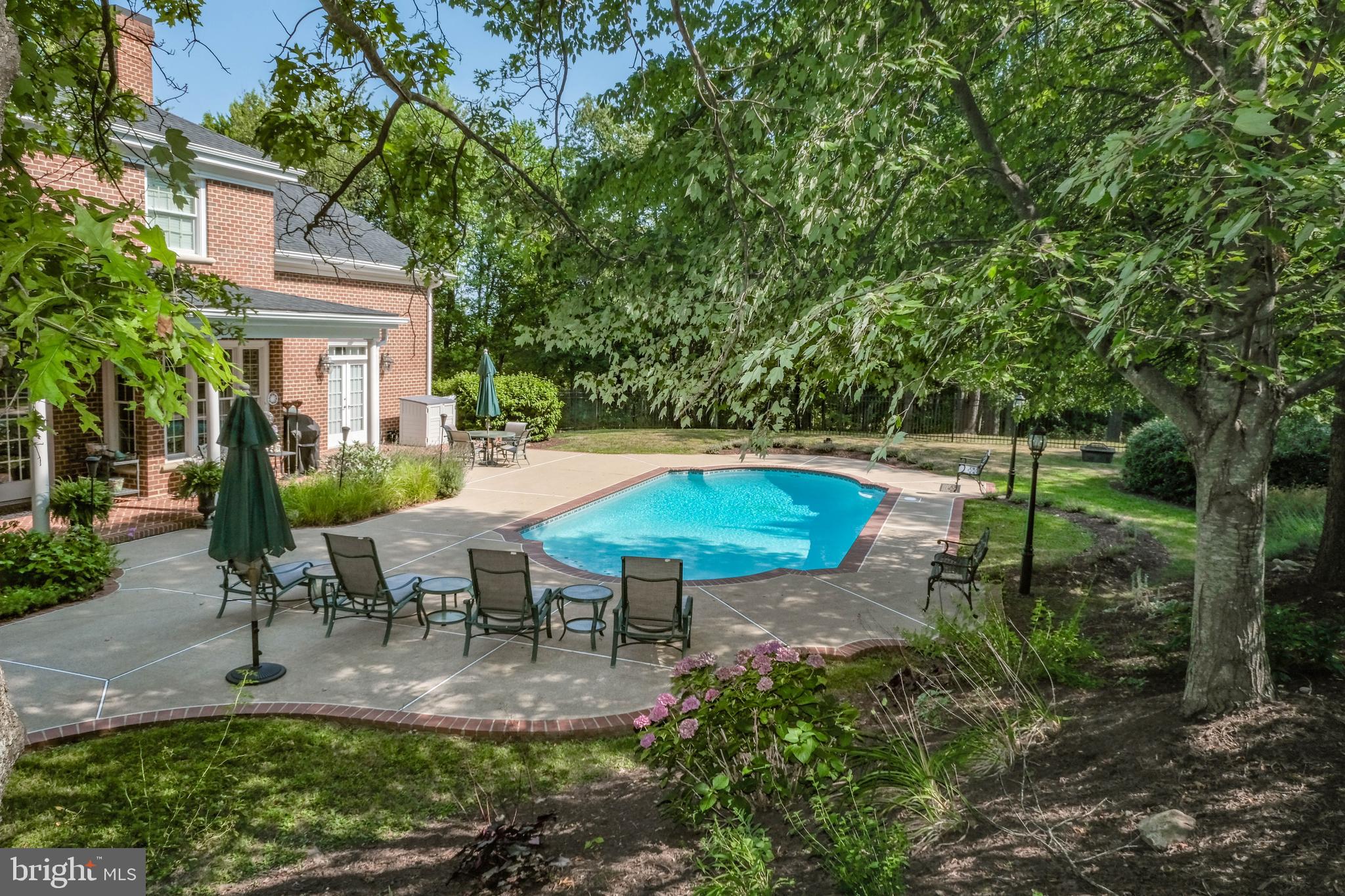 LOCUST DALE - Residential