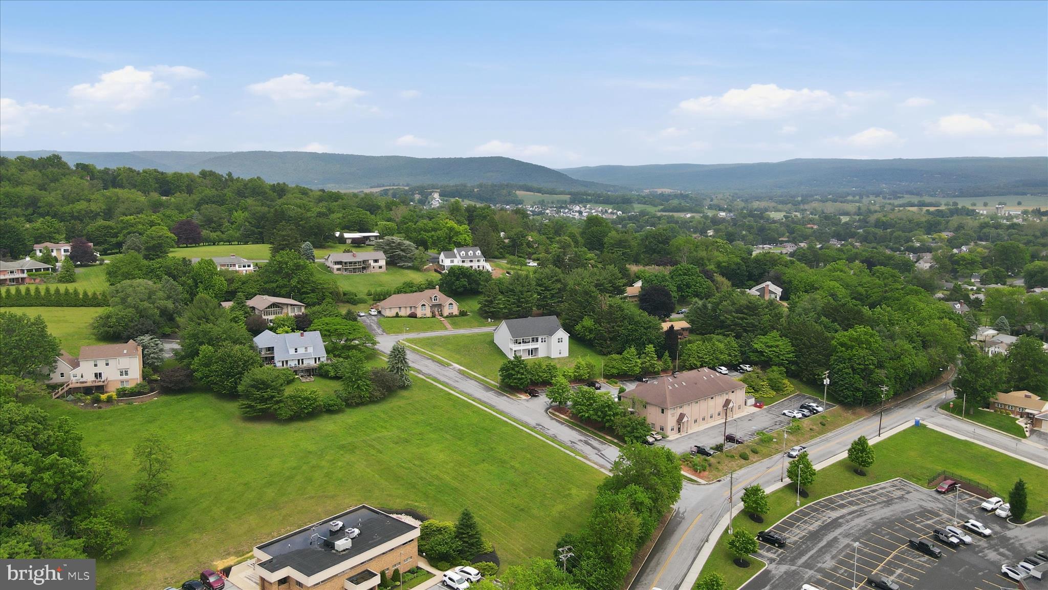 VISTA HEIGHTS - Land