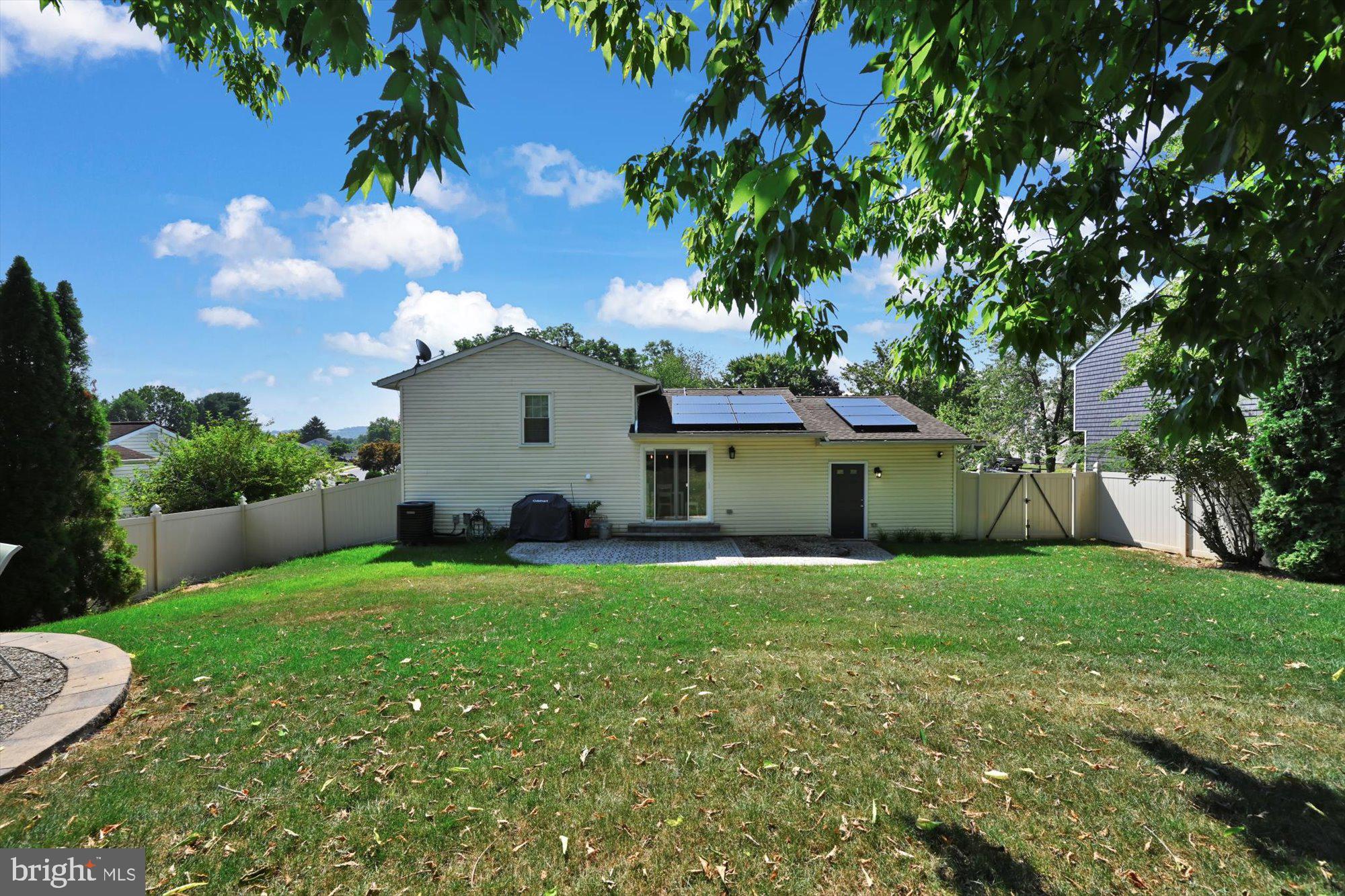 SPRINGETTSBURY TWP - Residential