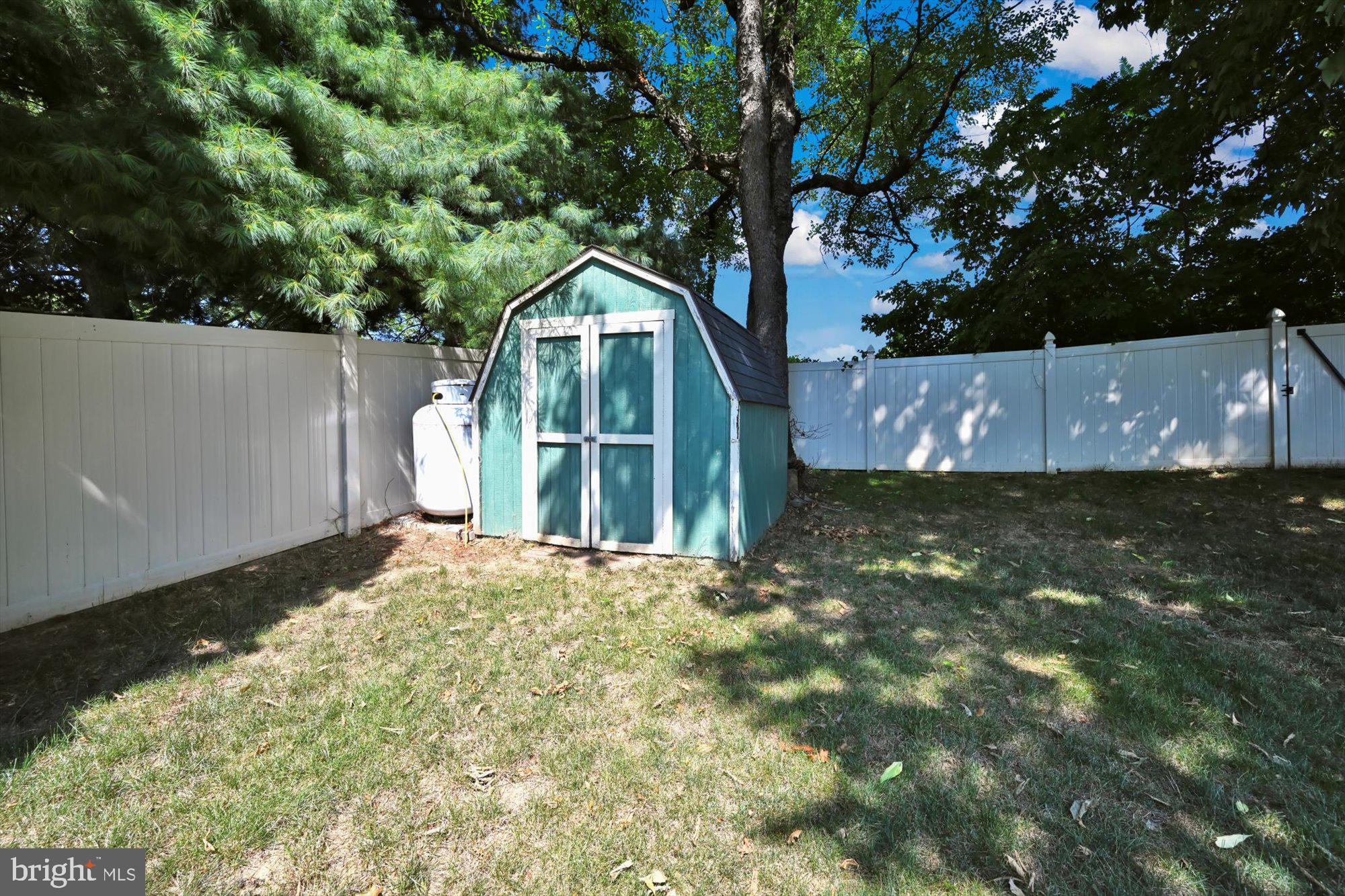SPRINGETTSBURY TWP - Residential