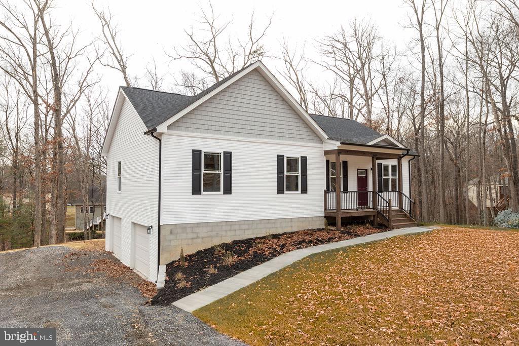 LAKE HOLIDAY ESTATES - Residential