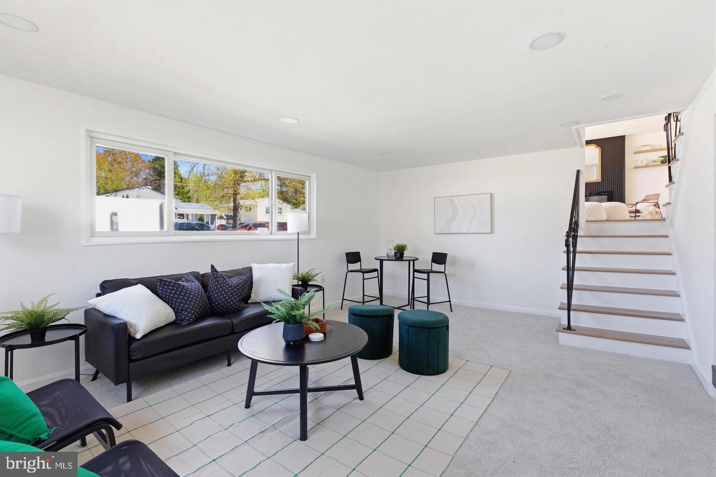 GREENWOOD KNOLLS - Residential