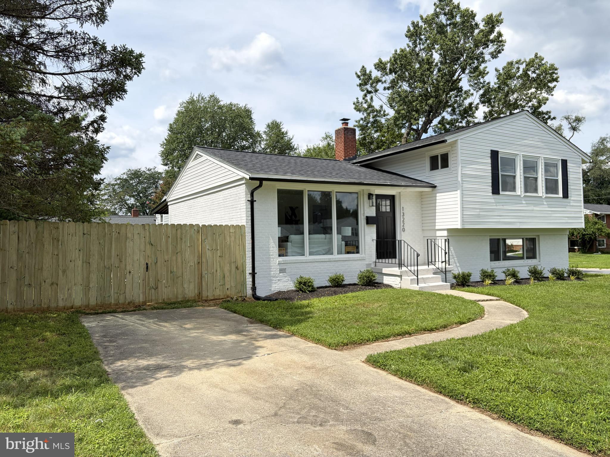 GREENWOOD KNOLLS - Residential