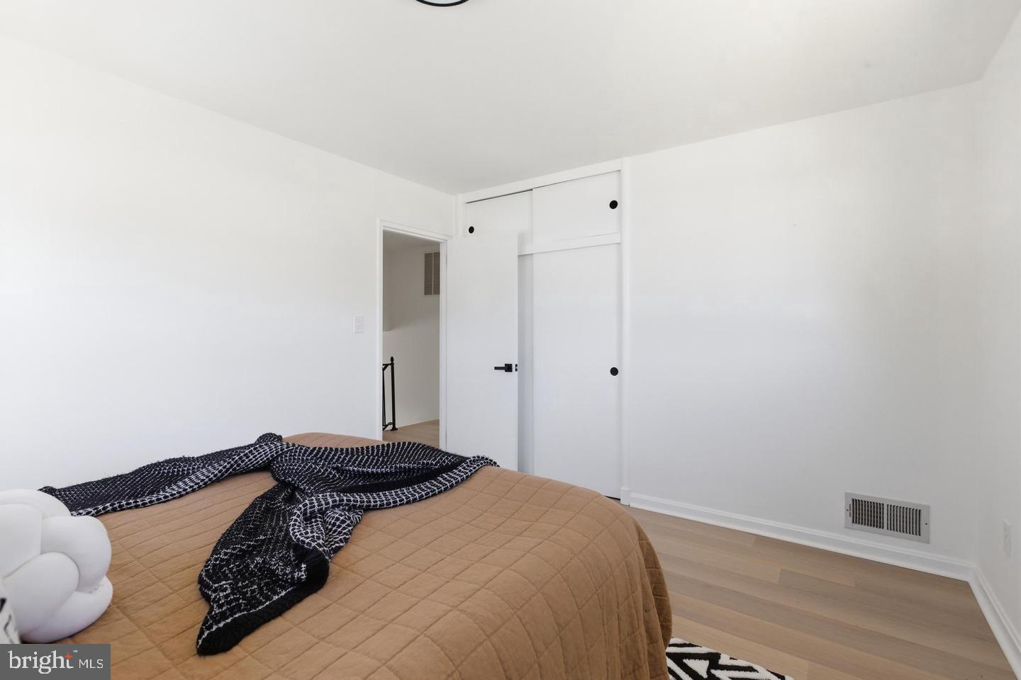 GREENWOOD KNOLLS - Residential