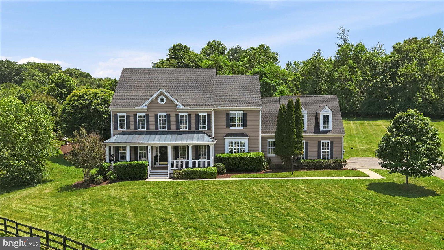 OAK KNOLL FARMS - Residential