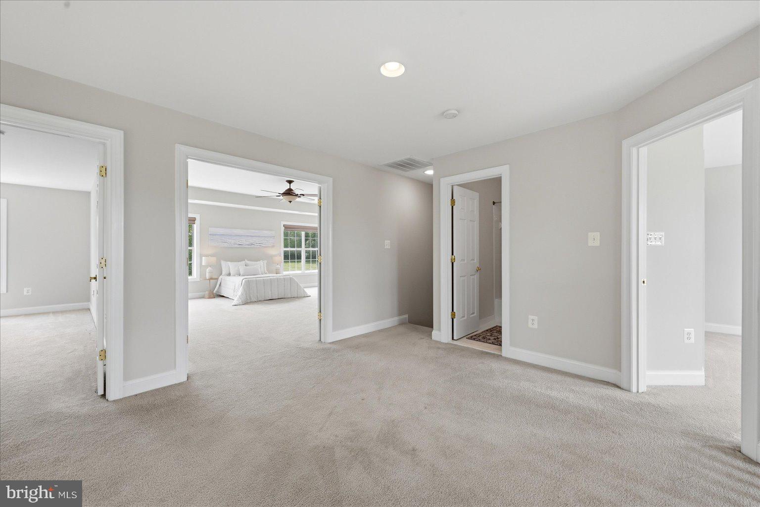 OAK KNOLL FARMS - Residential