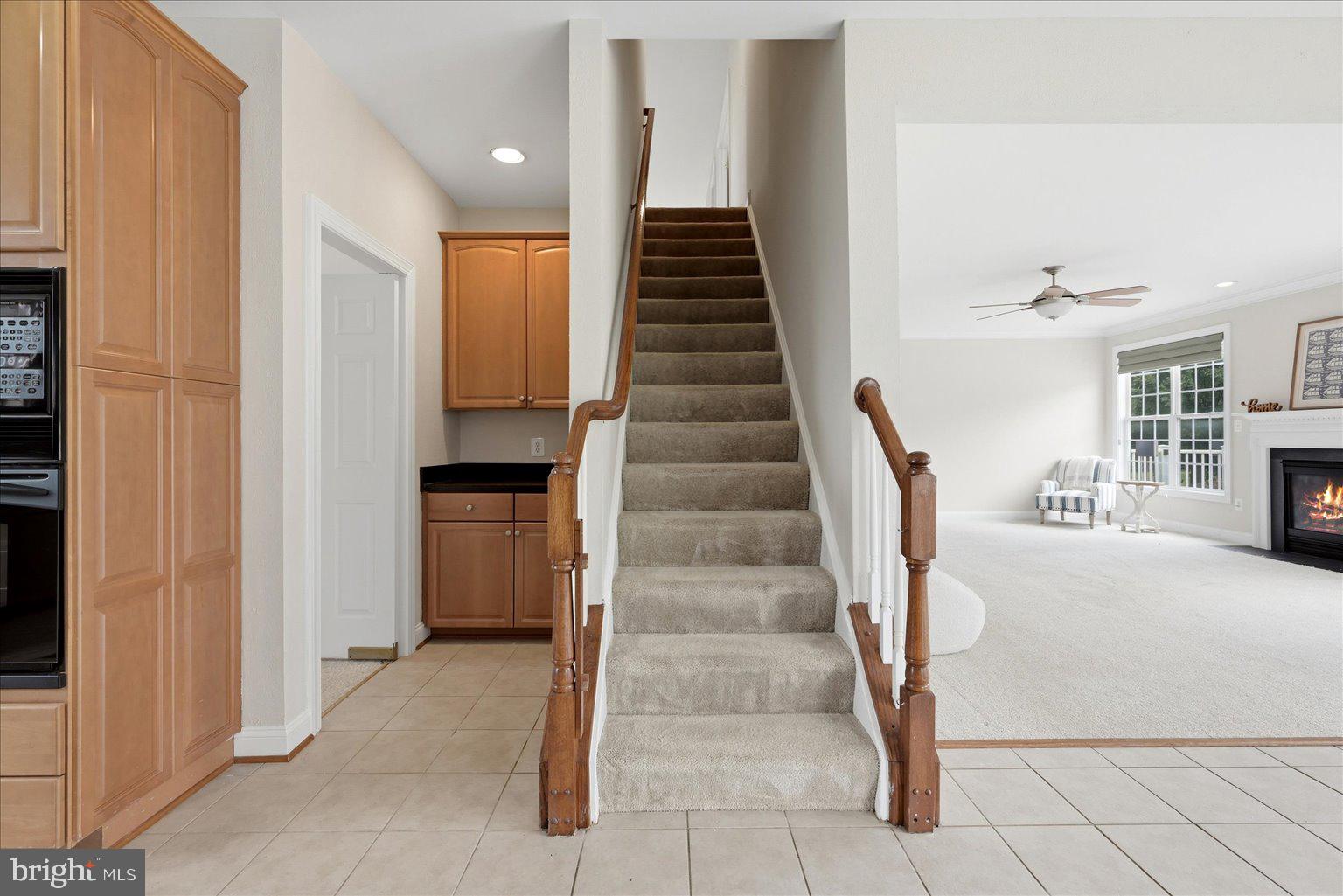 OAK KNOLL FARMS - Residential