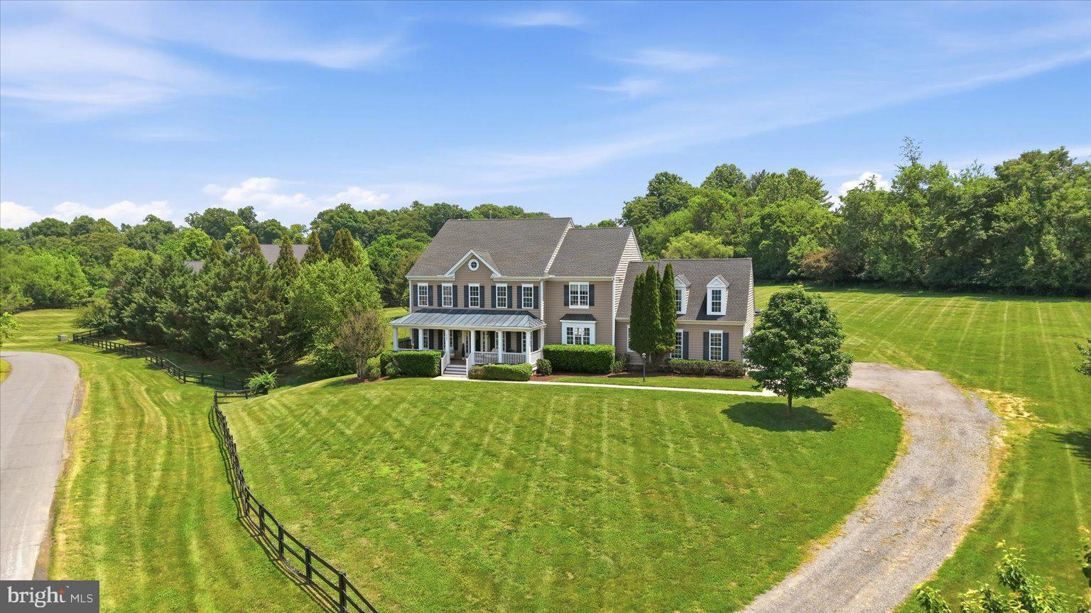 OAK KNOLL FARMS - Residential