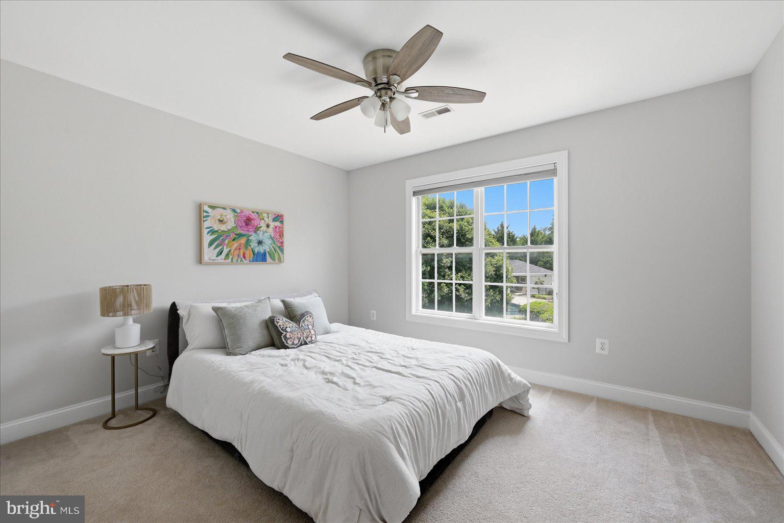 OAK KNOLL FARMS - Residential