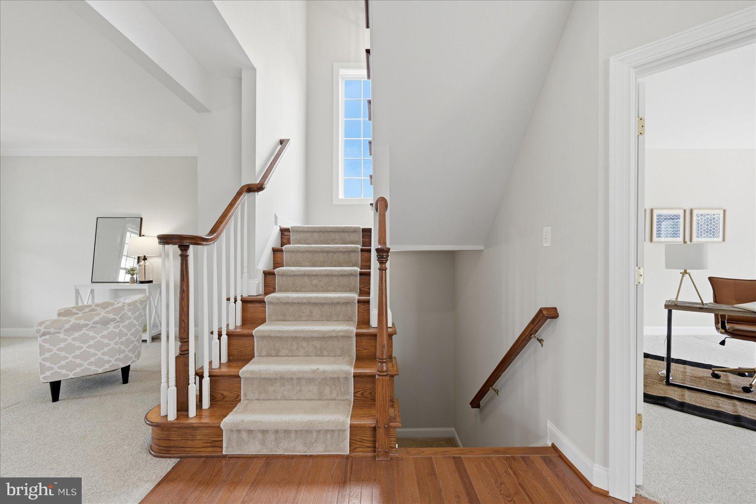 OAK KNOLL FARMS - Residential