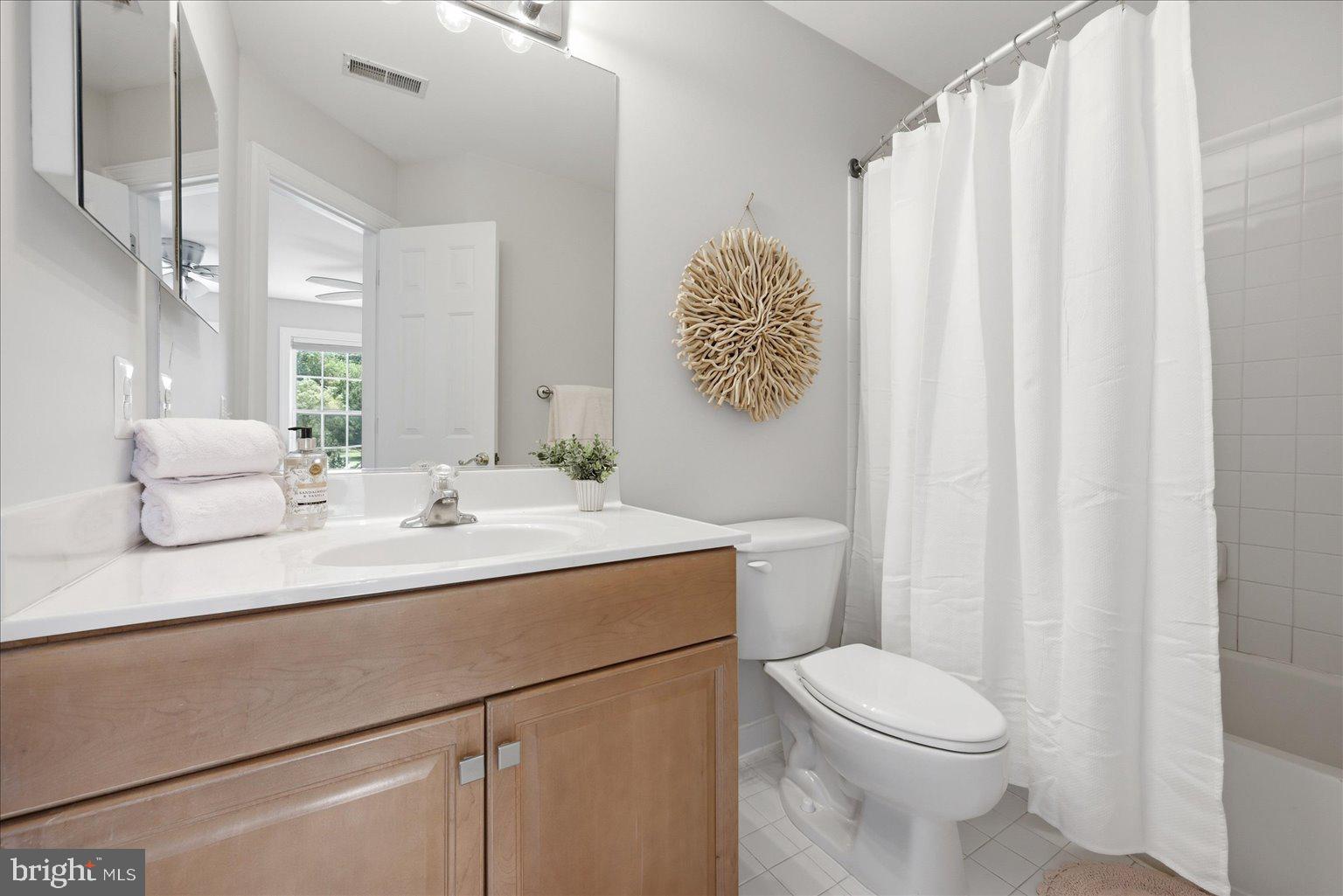 OAK KNOLL FARMS - Residential