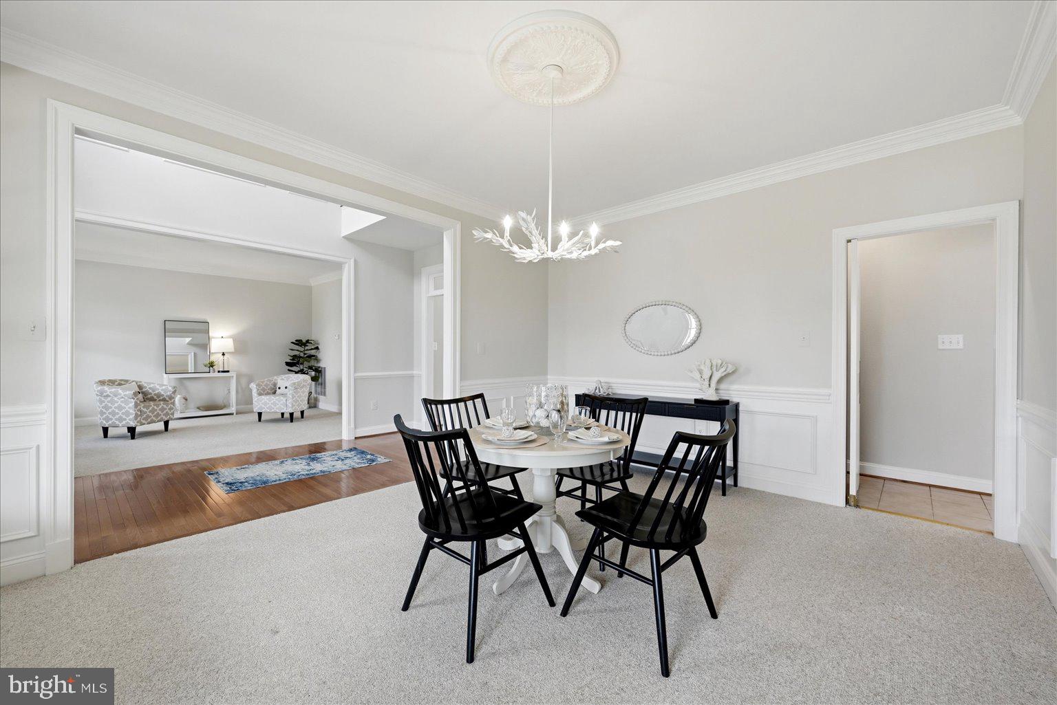 OAK KNOLL FARMS - Residential