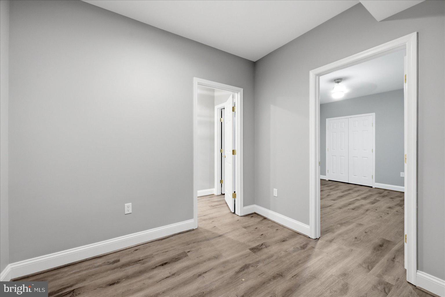 OAK KNOLL FARMS - Residential