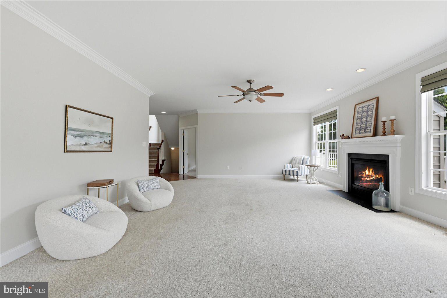OAK KNOLL FARMS - Residential
