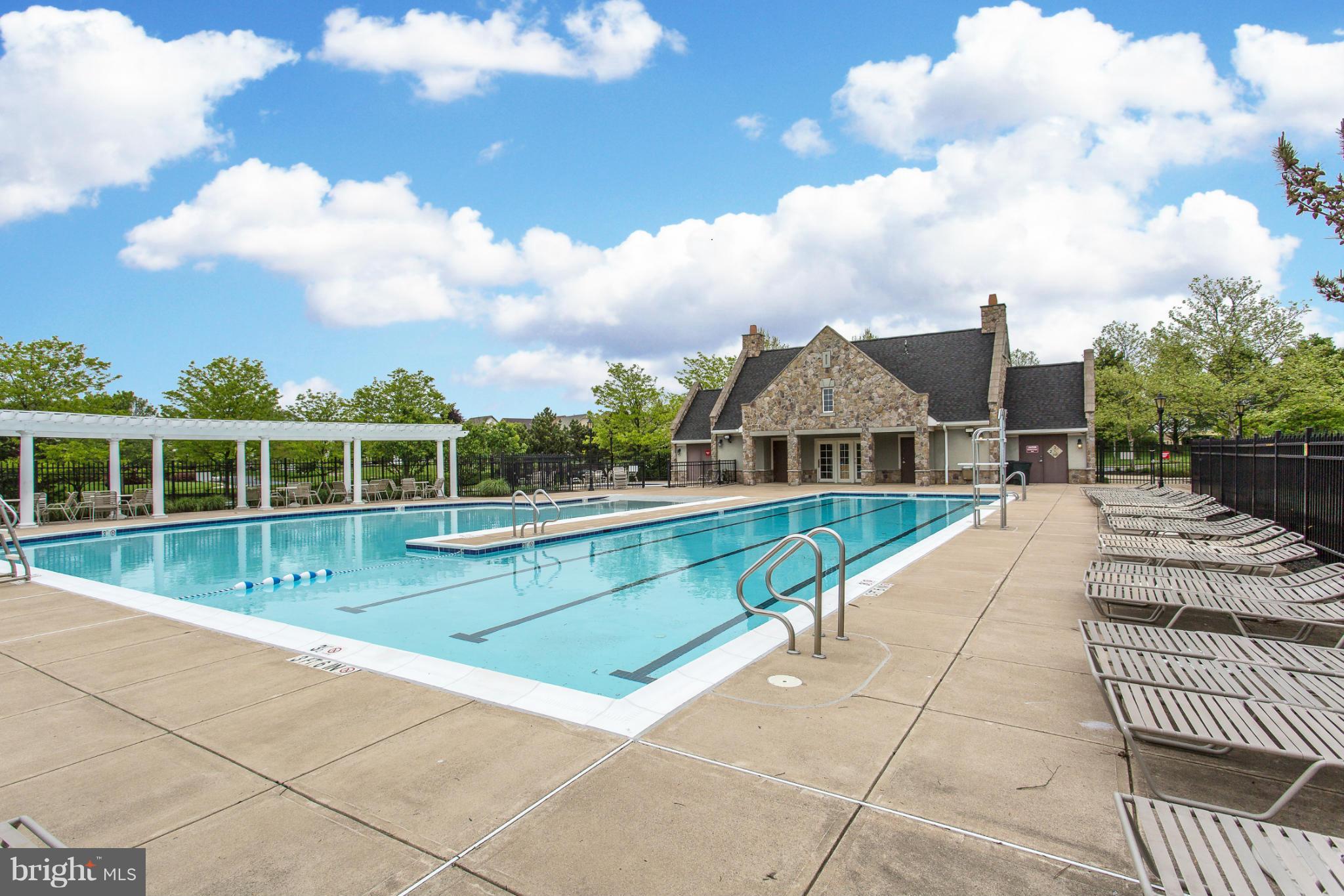 URBANA HIGHLANDS - Residential