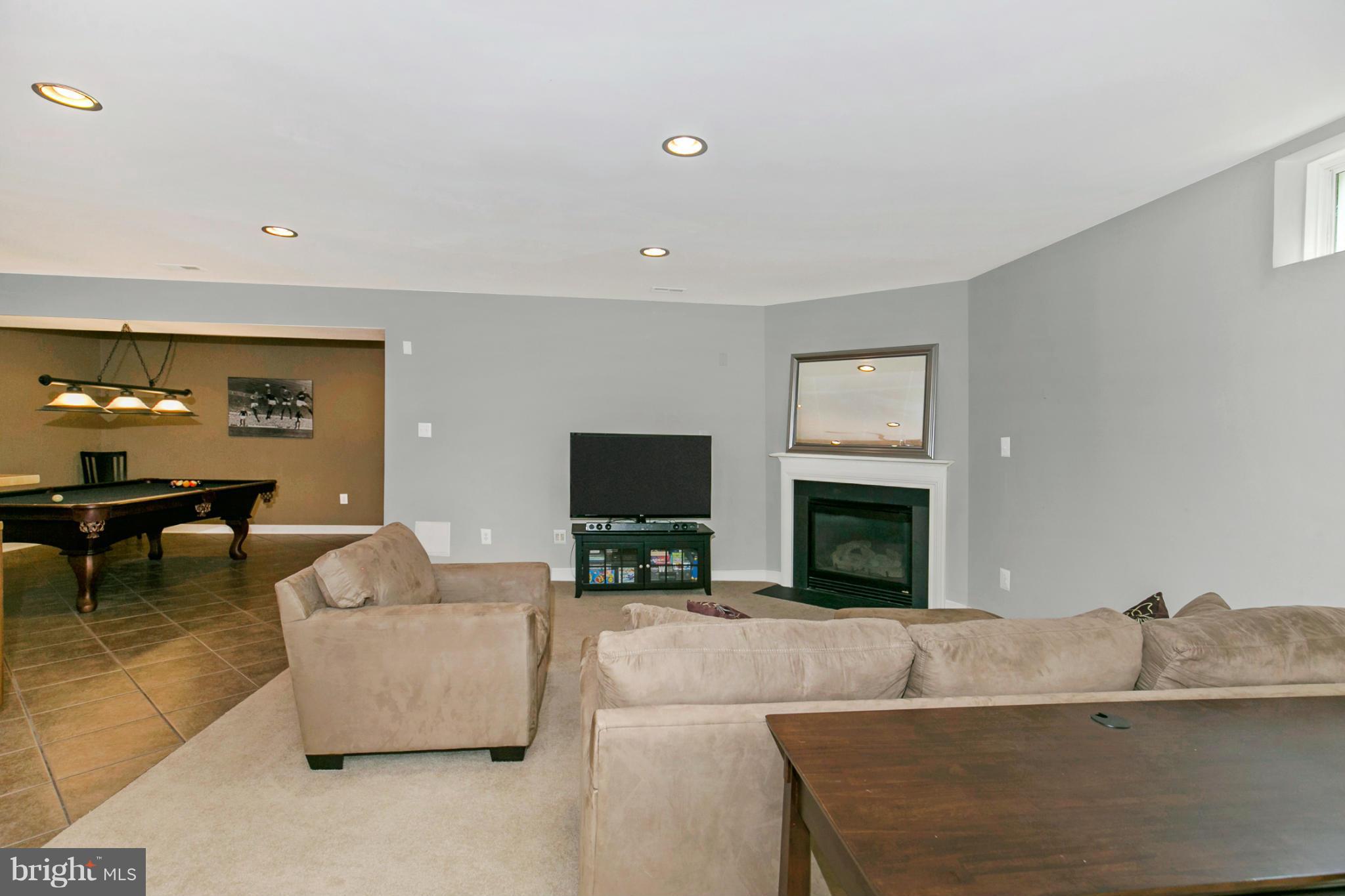 URBANA HIGHLANDS - Residential