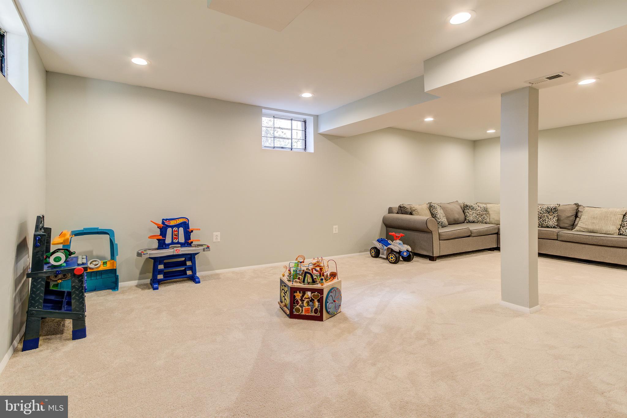 TANGLEWOOD - Residential