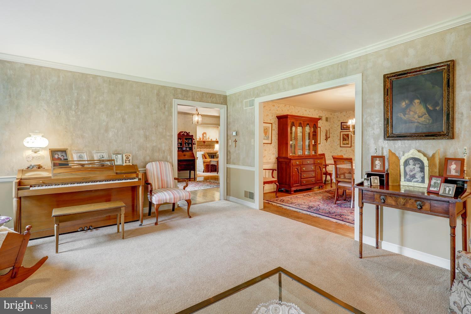 MONDAMIN PLACE - Residential