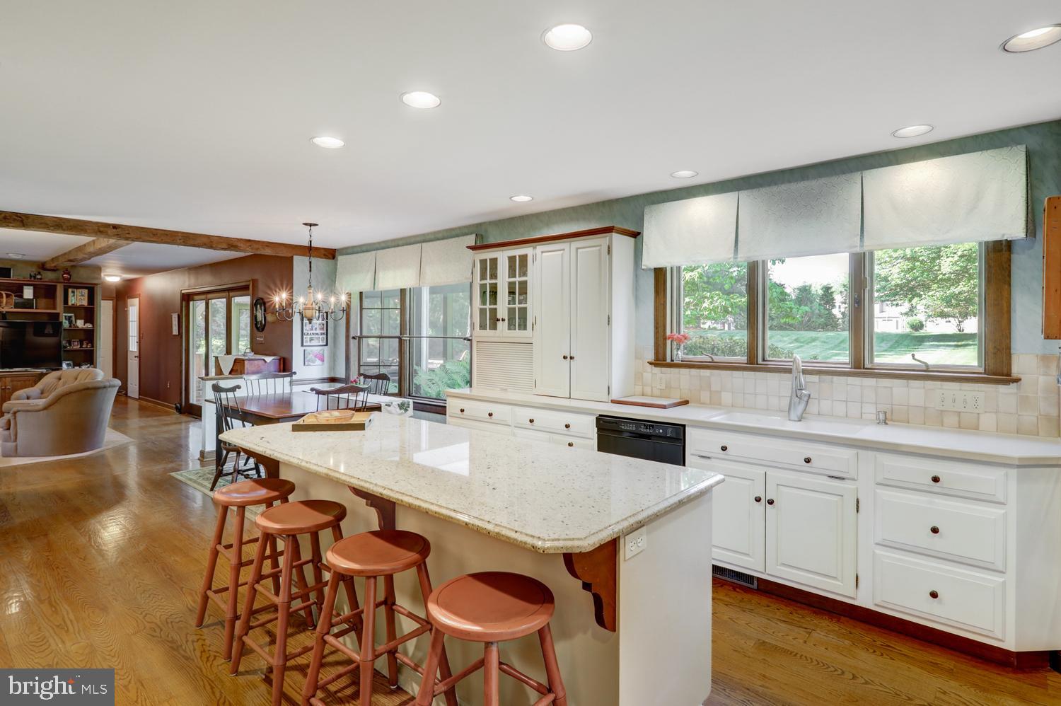 MONDAMIN PLACE - Residential