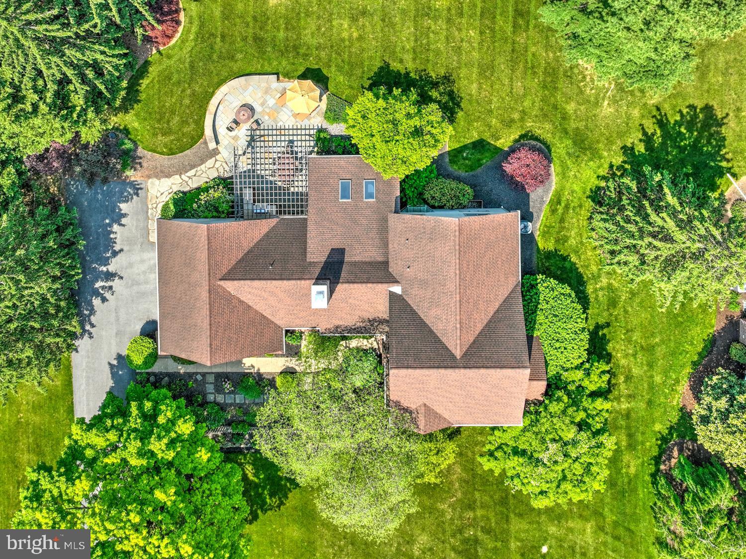 MONDAMIN PLACE - Residential