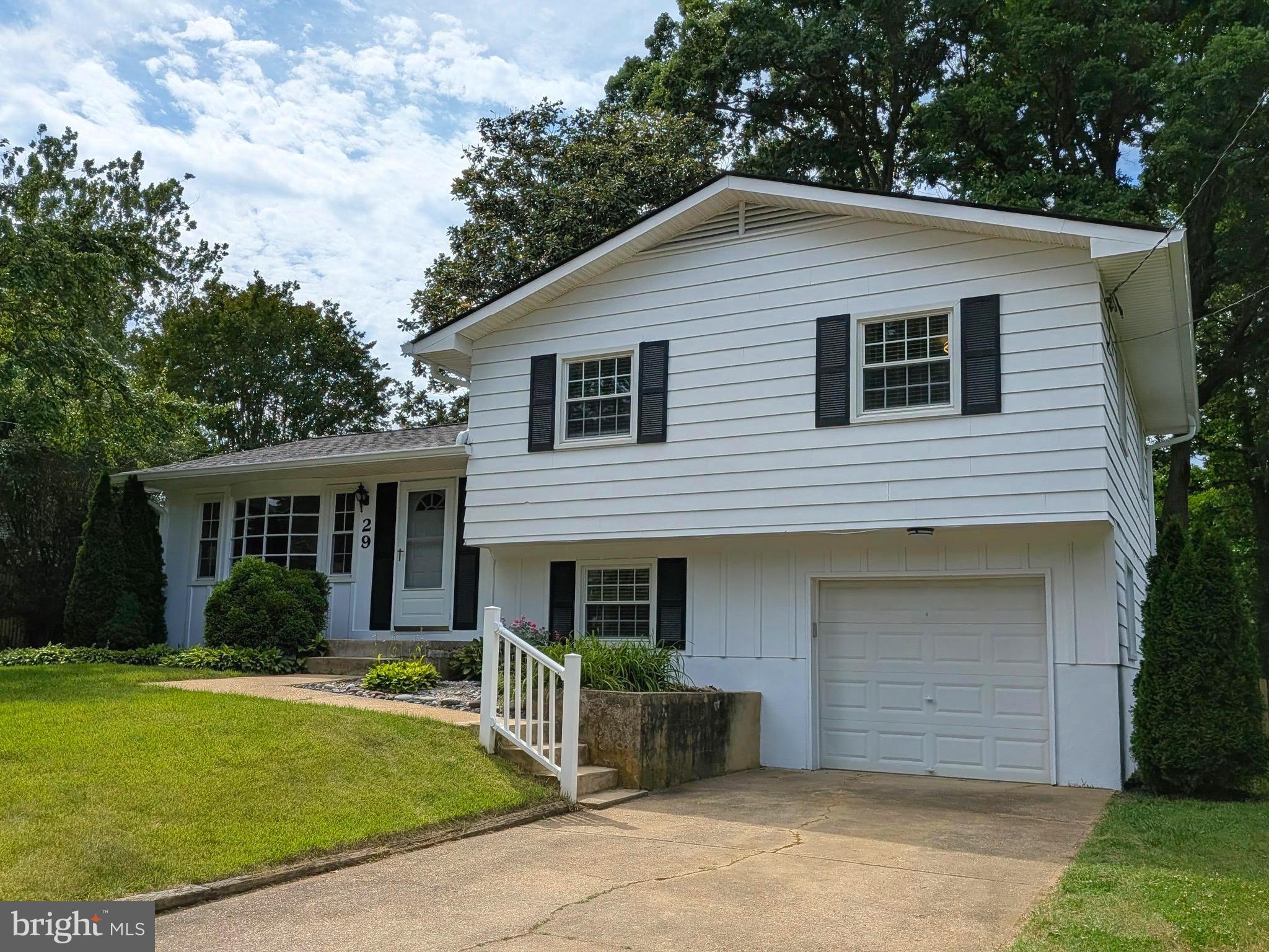 PRIDE VILLAGE - Residential