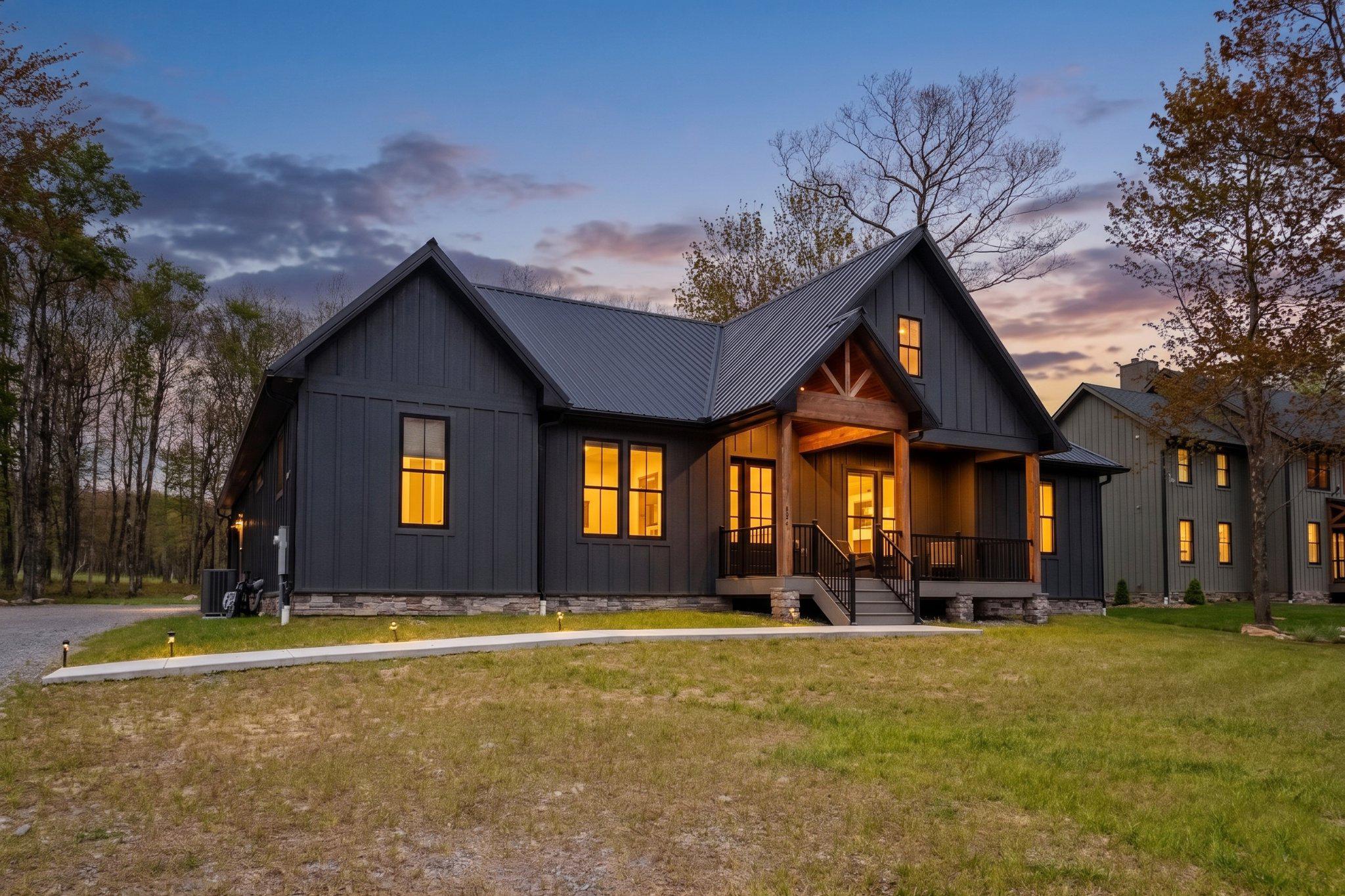 LODESTONE ON THE GOLF COURSE - Residential