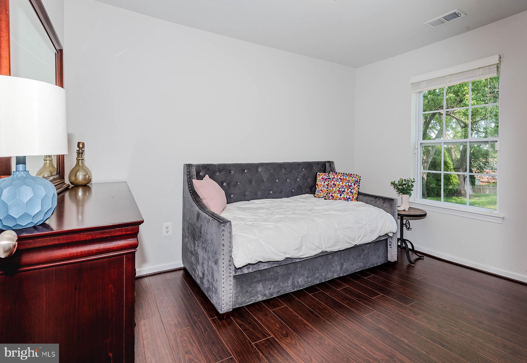 GLEN BURNIE - Residential