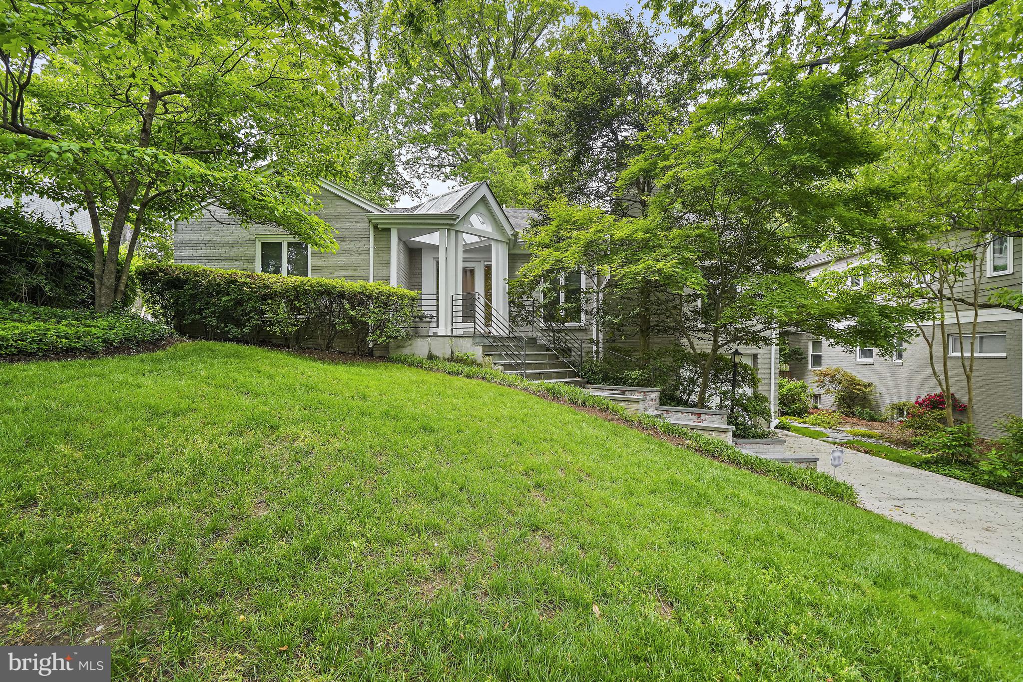 SOMERSET - Residential