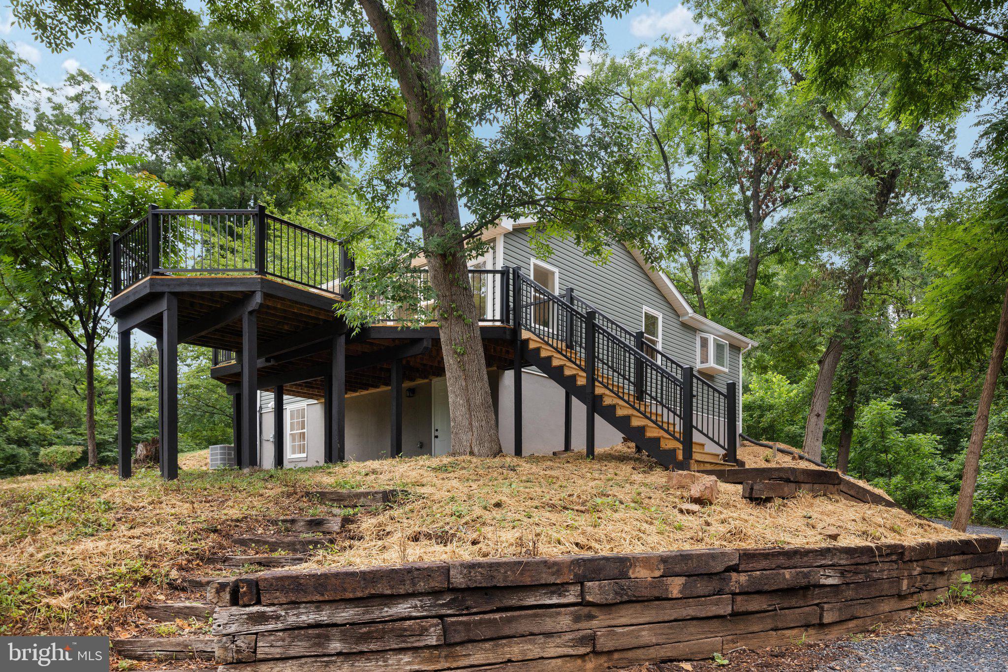 DUNGADIN - Residential