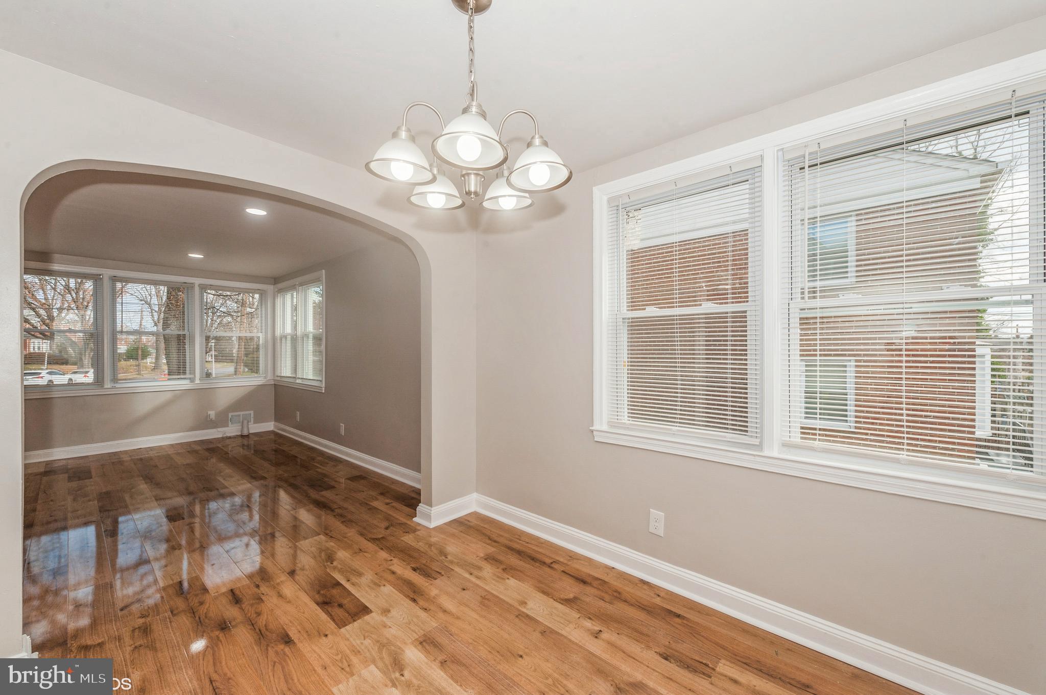 IDLEWOOD - Residential