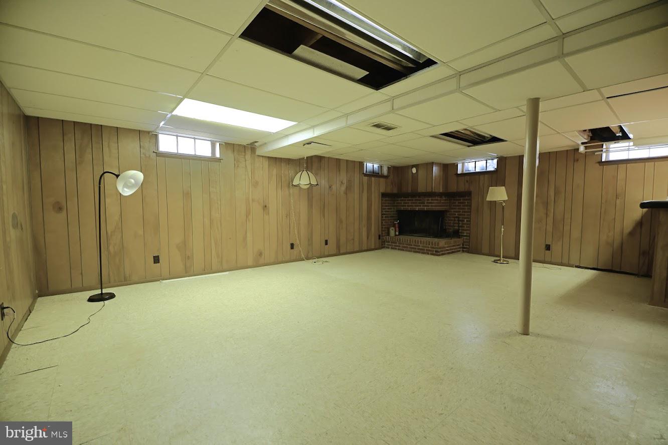 PERRY HALL ESTATES - Residential