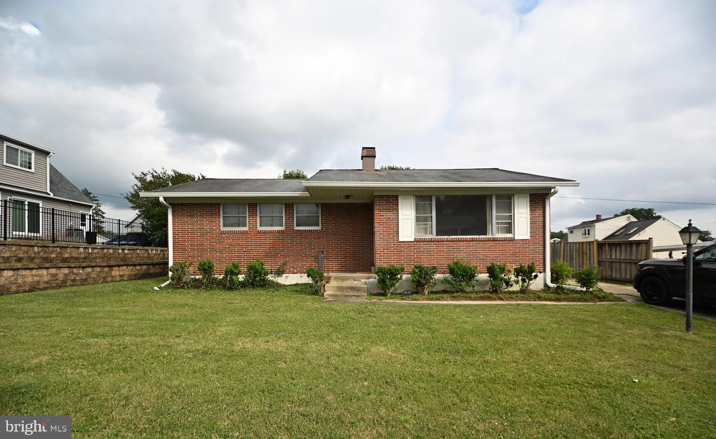 PERRY HALL ESTATES - Residential