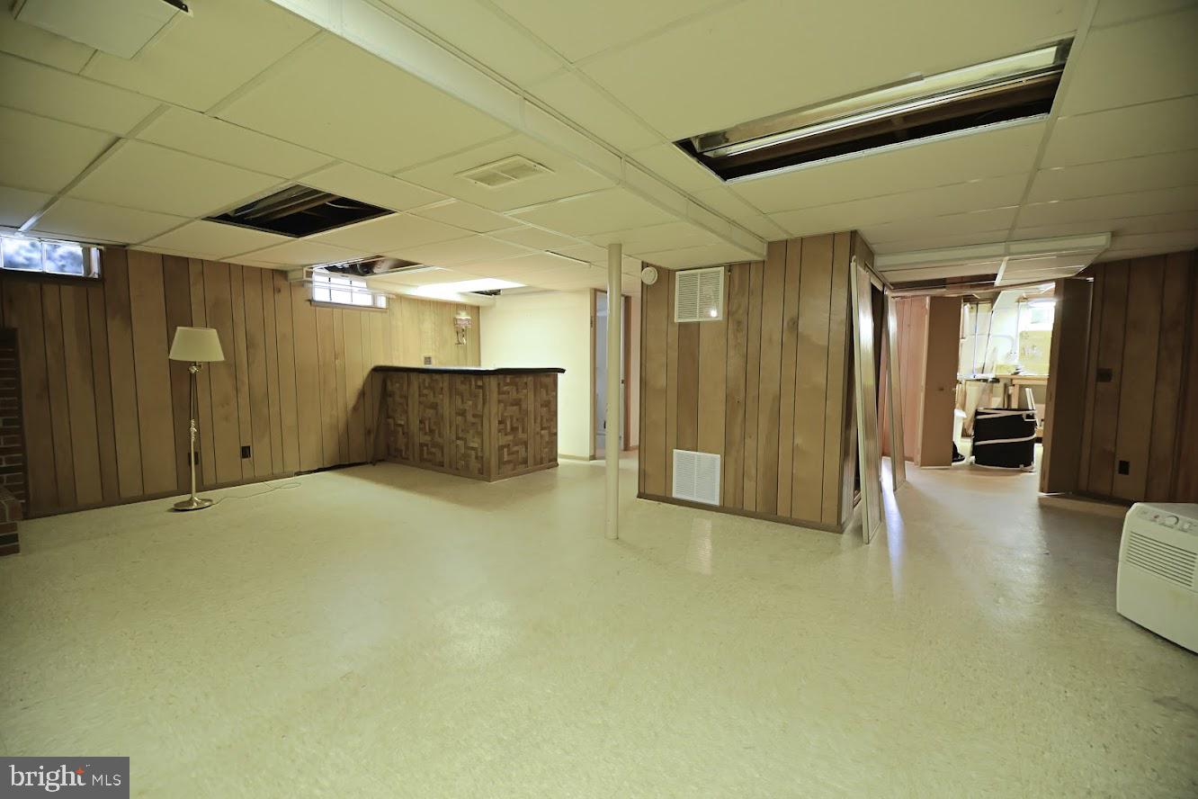 PERRY HALL ESTATES - Residential
