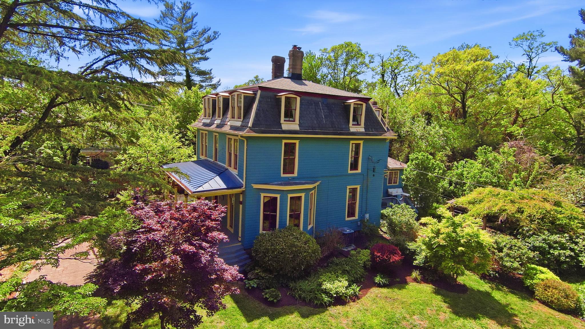 WOODSIDE PARK - Residential