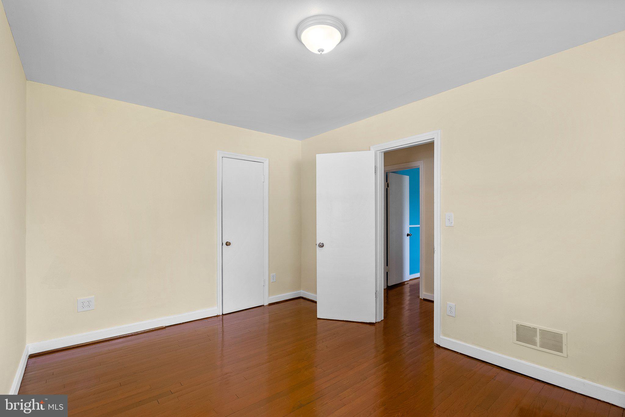 INDIAN SPRING VIEW - Residential Lease