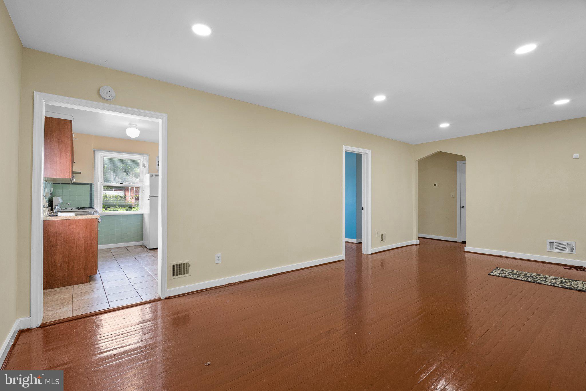 INDIAN SPRING VIEW - Residential Lease