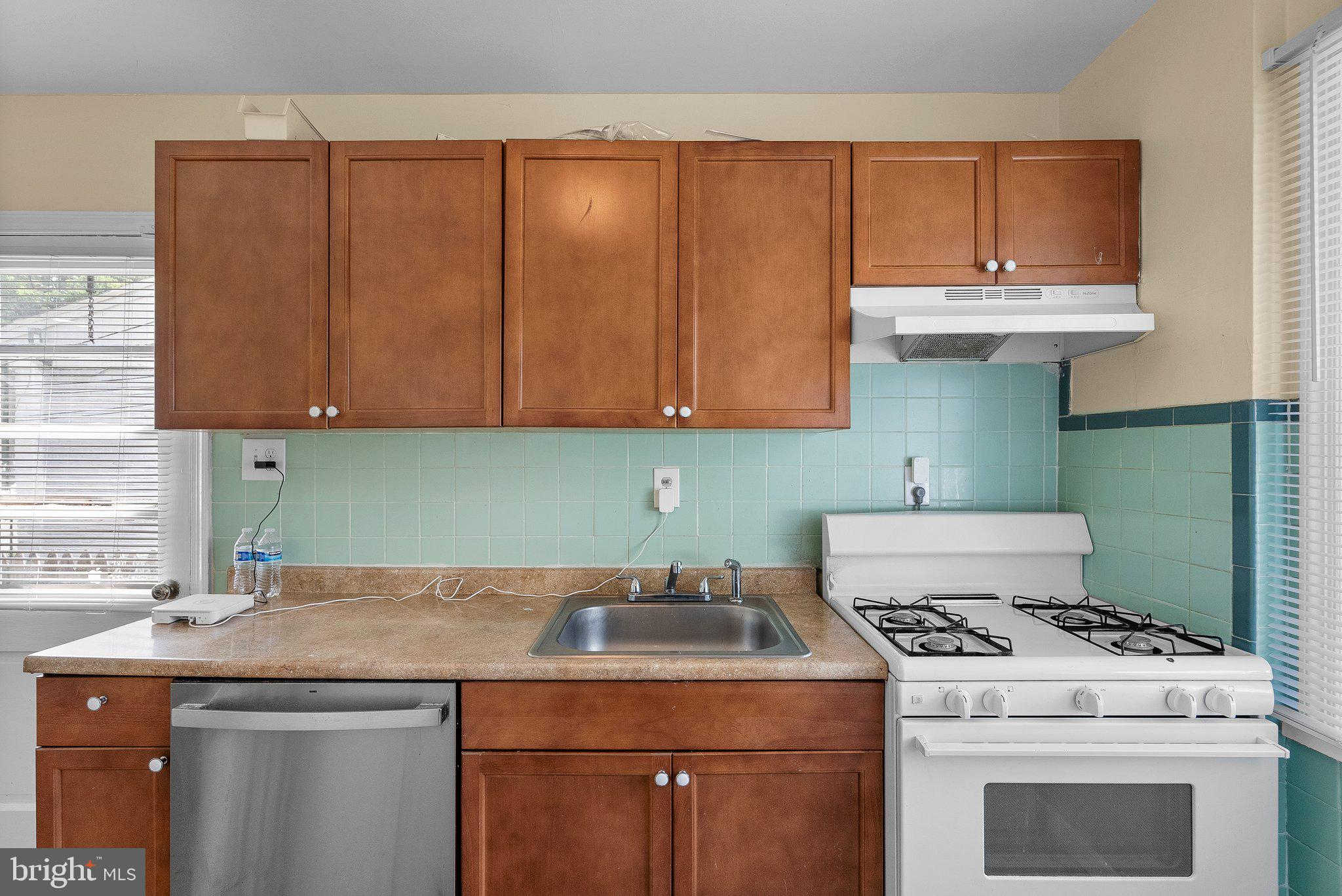 INDIAN SPRING VIEW - Residential Lease
