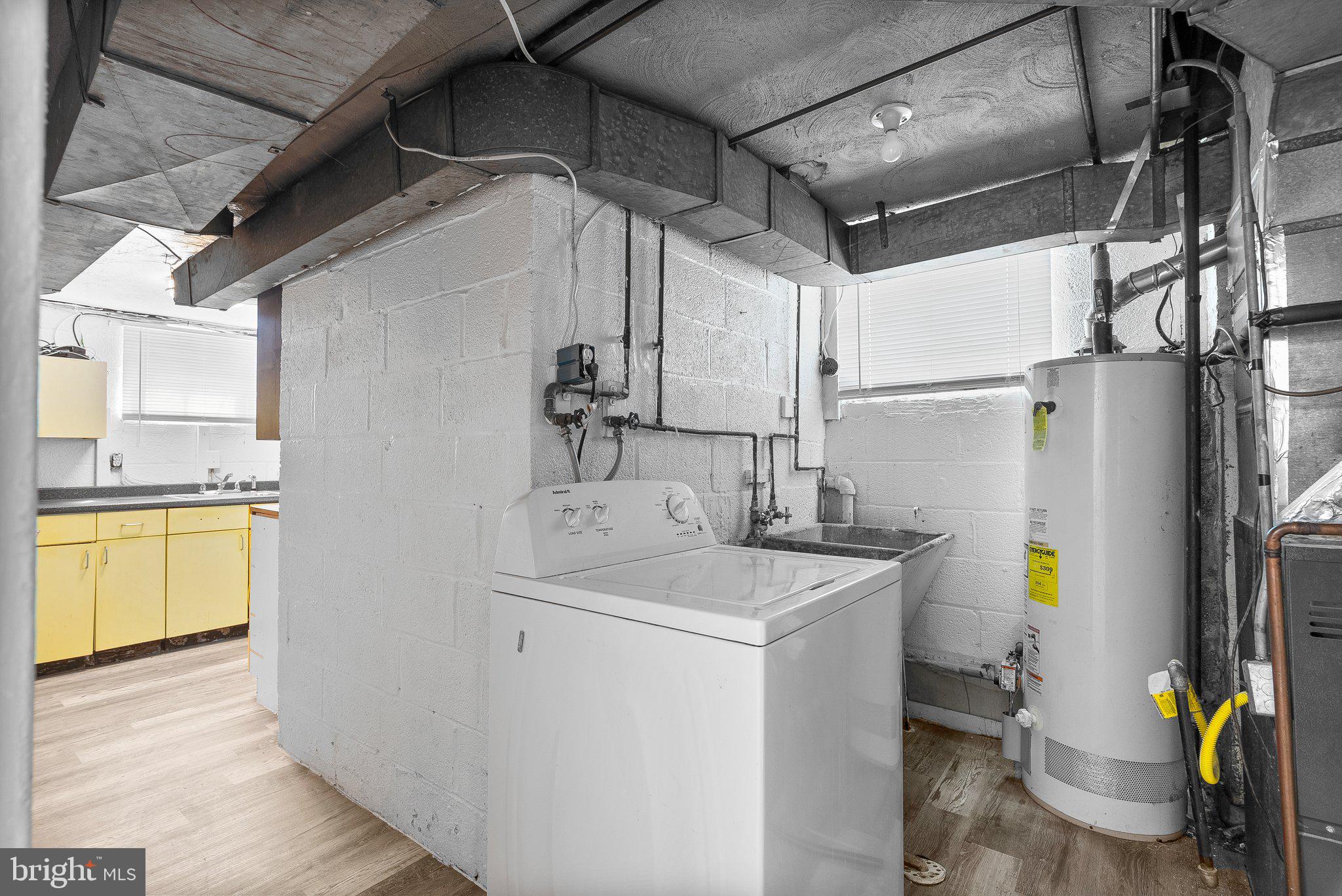 INDIAN SPRING VIEW - Residential Lease