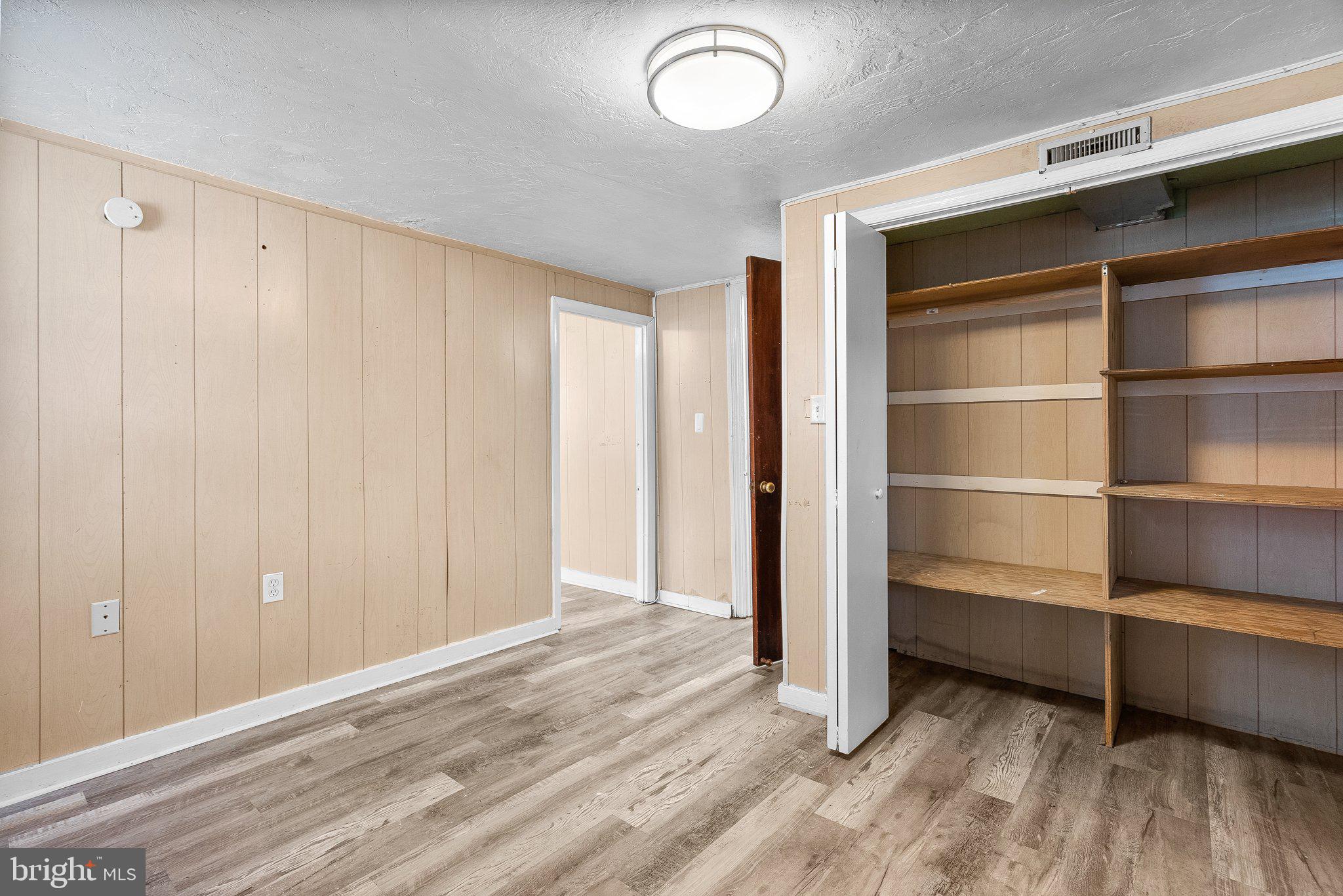 INDIAN SPRING VIEW - Residential Lease