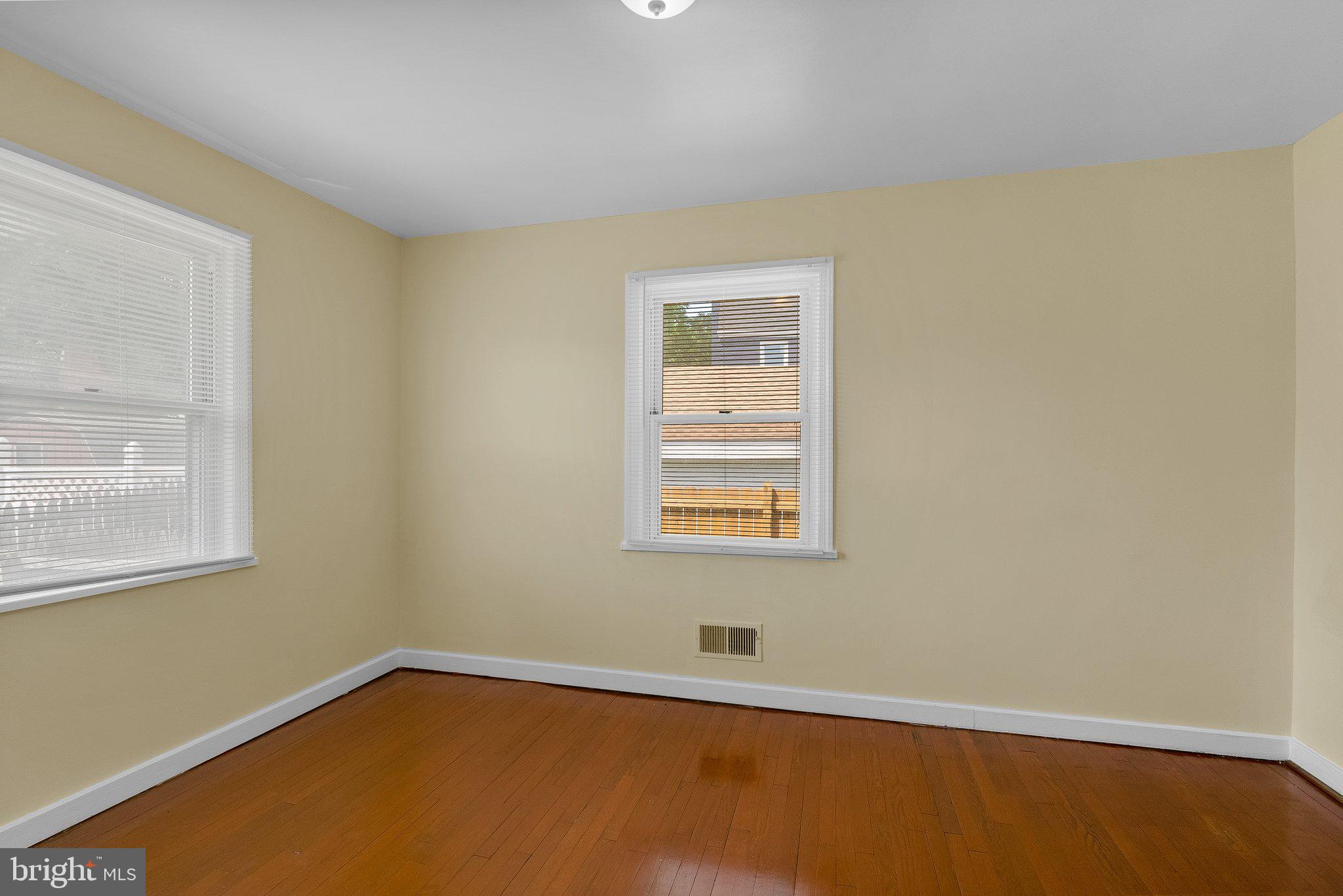 INDIAN SPRING VIEW - Residential Lease